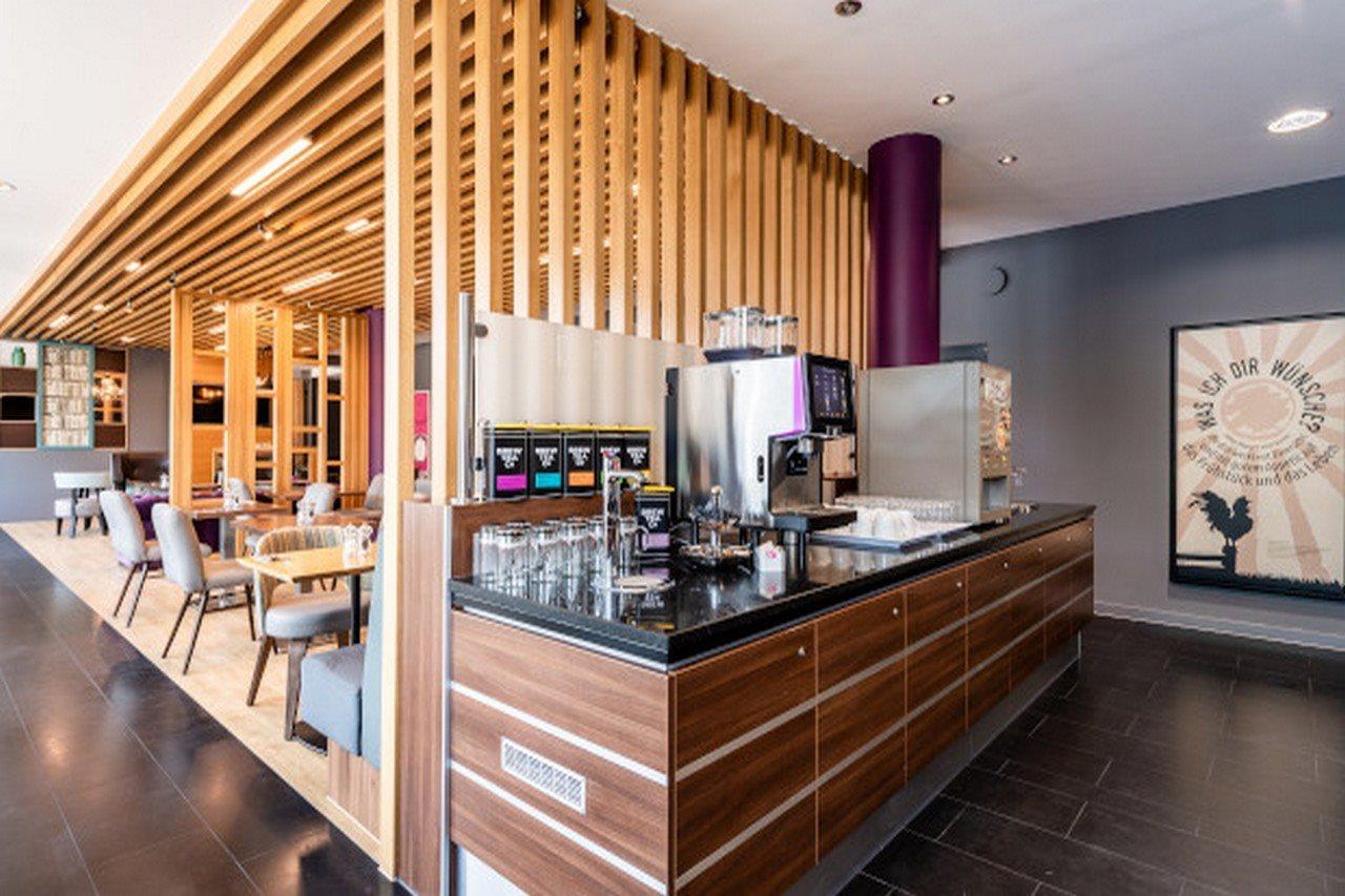 Holiday Inn Express Stuttgart Airport, An Ihg Hotel لينفلدن اشتردين المظهر الخارجي الصورة