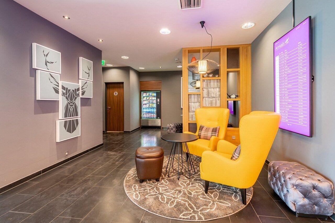 Holiday Inn Express Stuttgart Airport, An Ihg Hotel لينفلدن اشتردين المظهر الخارجي الصورة